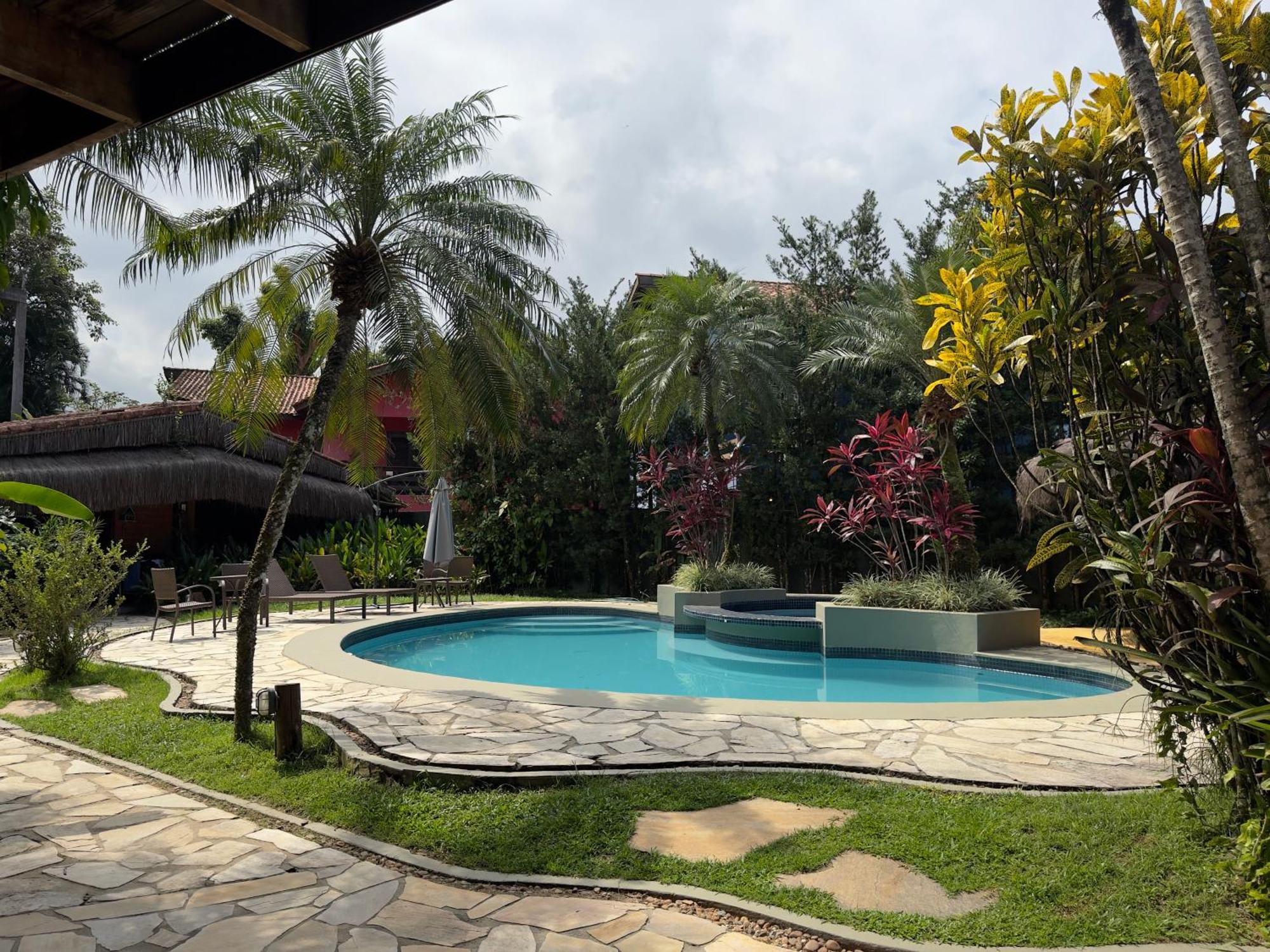 Pousada North Shore Maresias - 2 Quadras Da Praia - Casas De 2 Quartos - 80 M2 -2 Banheiros -Piscina Sauna - Estacion-Churrasq Privativa -Wifi Animais De Peq Porte Roupa De Cama E Banho المظهر الخارجي الصورة